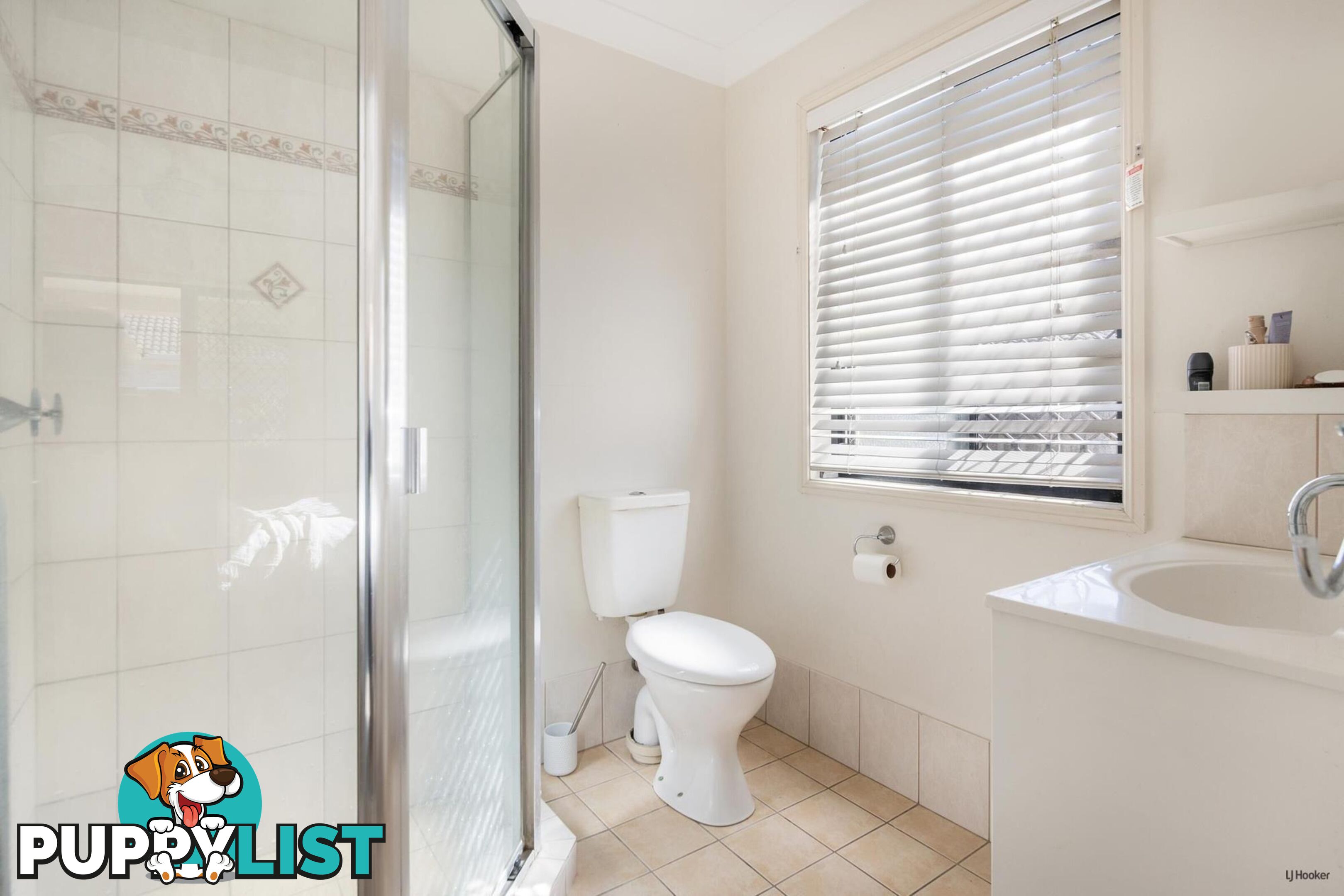 6 Neeson Place CURRUMBIN WATERS QLD 4223