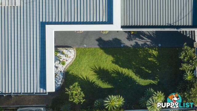 32 Elanora Drive BURLEIGH HEADS QLD 4220