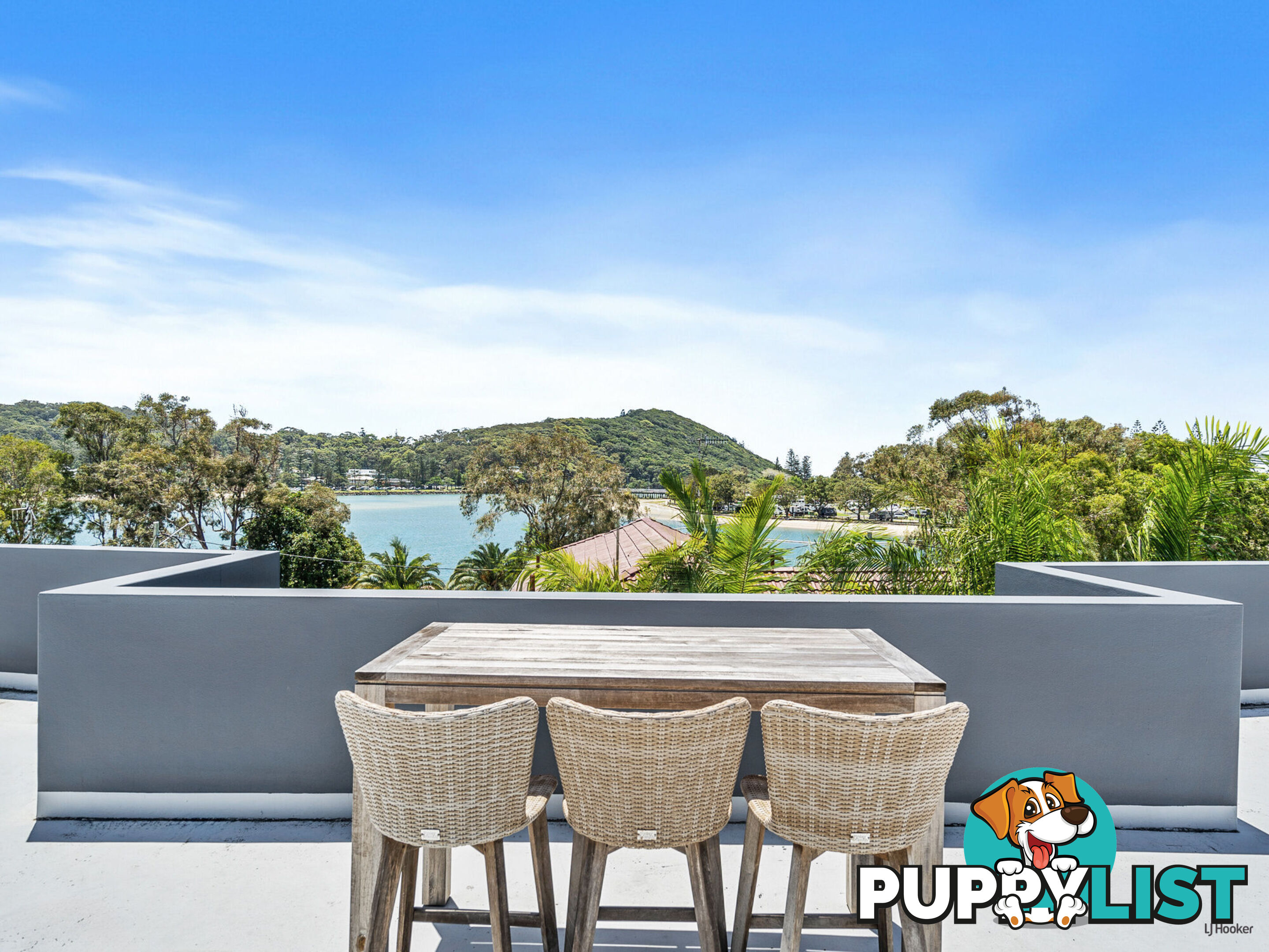 1/61 Tallebudgera Drive PALM BEACH QLD 4221