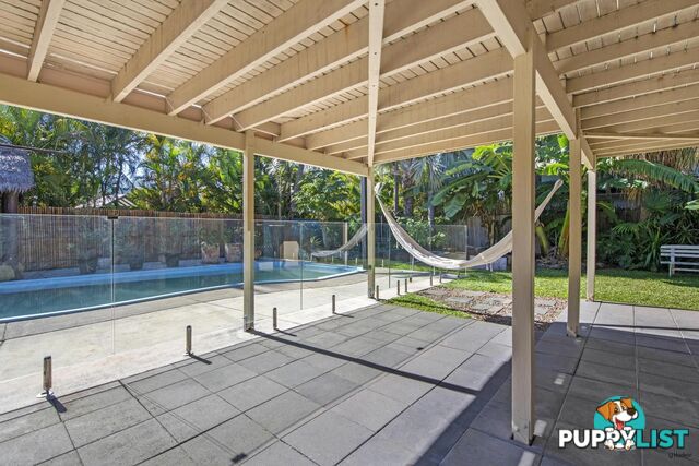 45 Broadwater Street RUNAWAY BAY QLD 4216