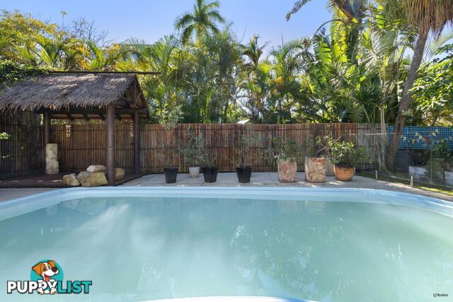 45 Broadwater Street RUNAWAY BAY QLD 4216