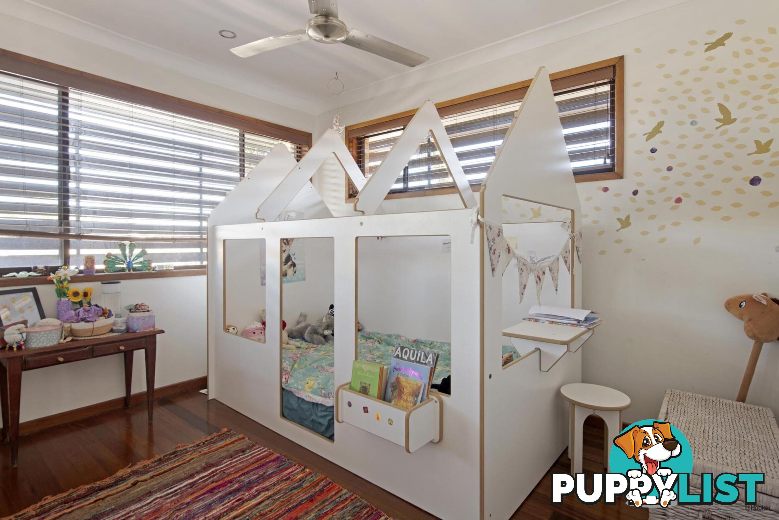 45 Broadwater Street RUNAWAY BAY QLD 4216