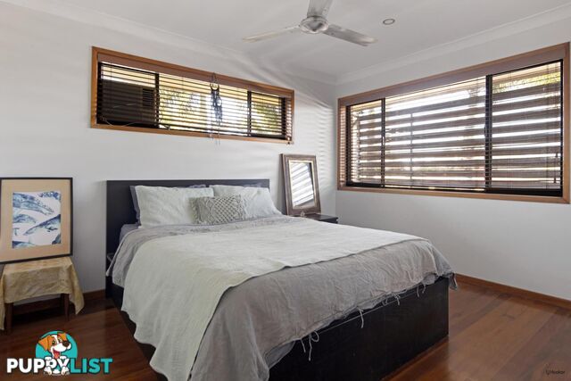 45 Broadwater Street RUNAWAY BAY QLD 4216