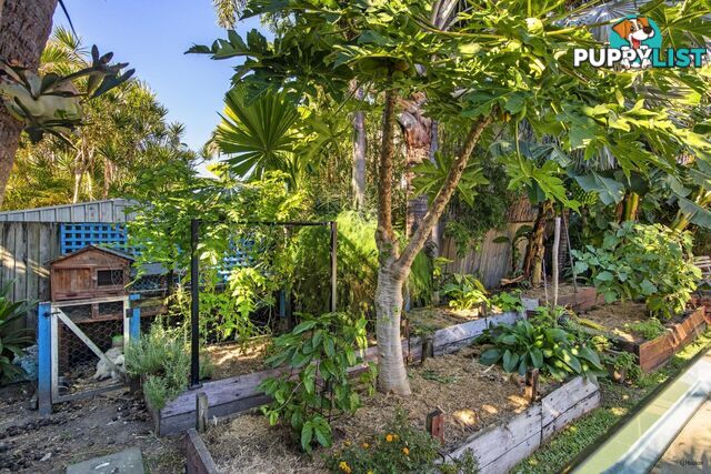45 Broadwater Street RUNAWAY BAY QLD 4216