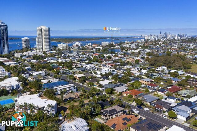 45 Broadwater Street RUNAWAY BAY QLD 4216