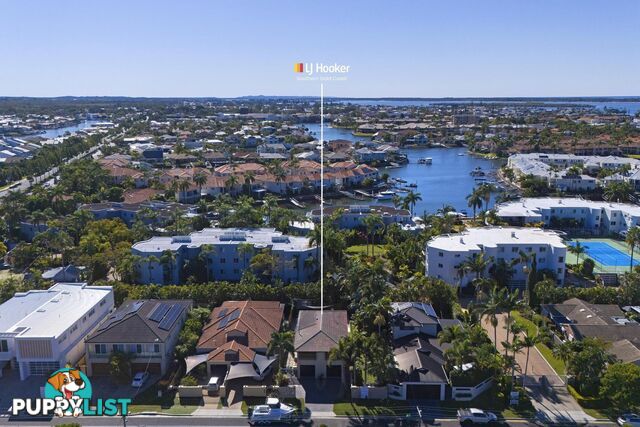 45 Broadwater Street RUNAWAY BAY QLD 4216
