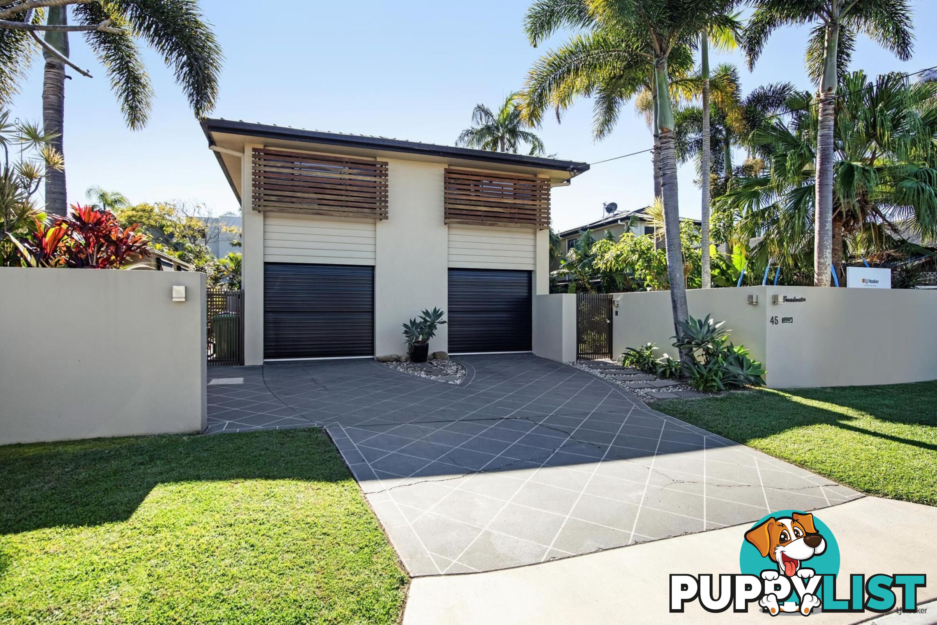 45 Broadwater Street RUNAWAY BAY QLD 4216
