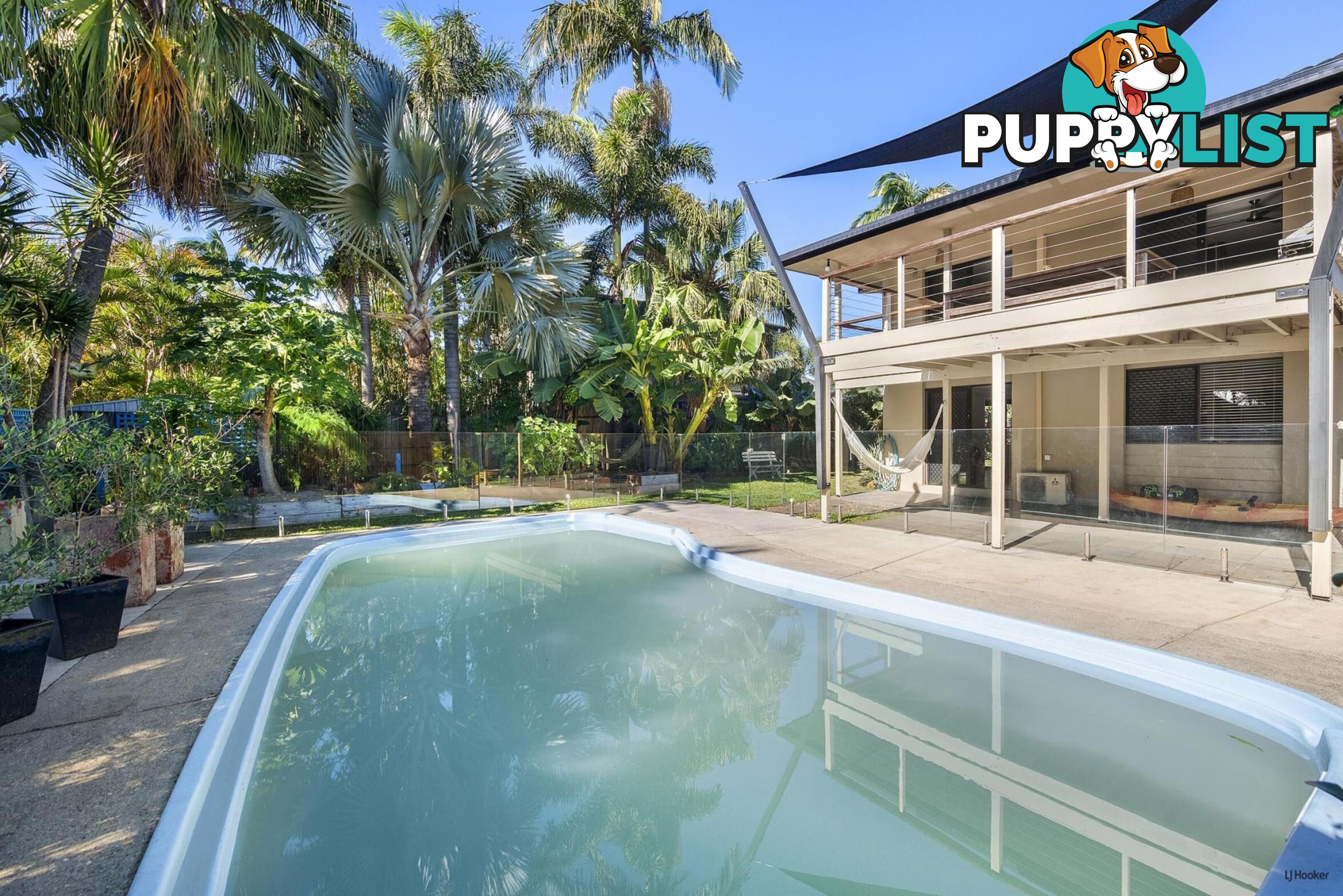 45 Broadwater Street RUNAWAY BAY QLD 4216