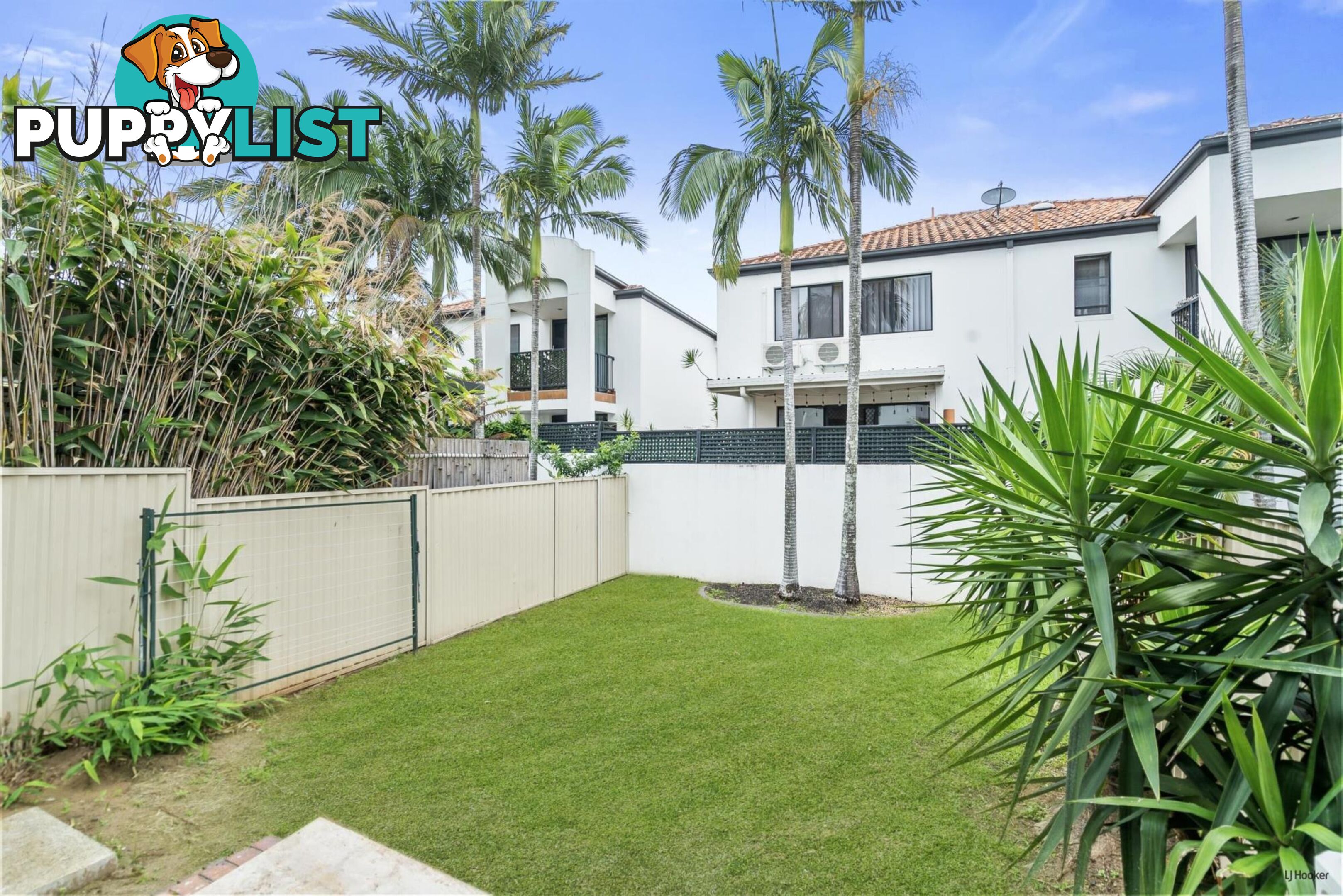 24/2 Karbunya Street MERMAID WATERS QLD 4218