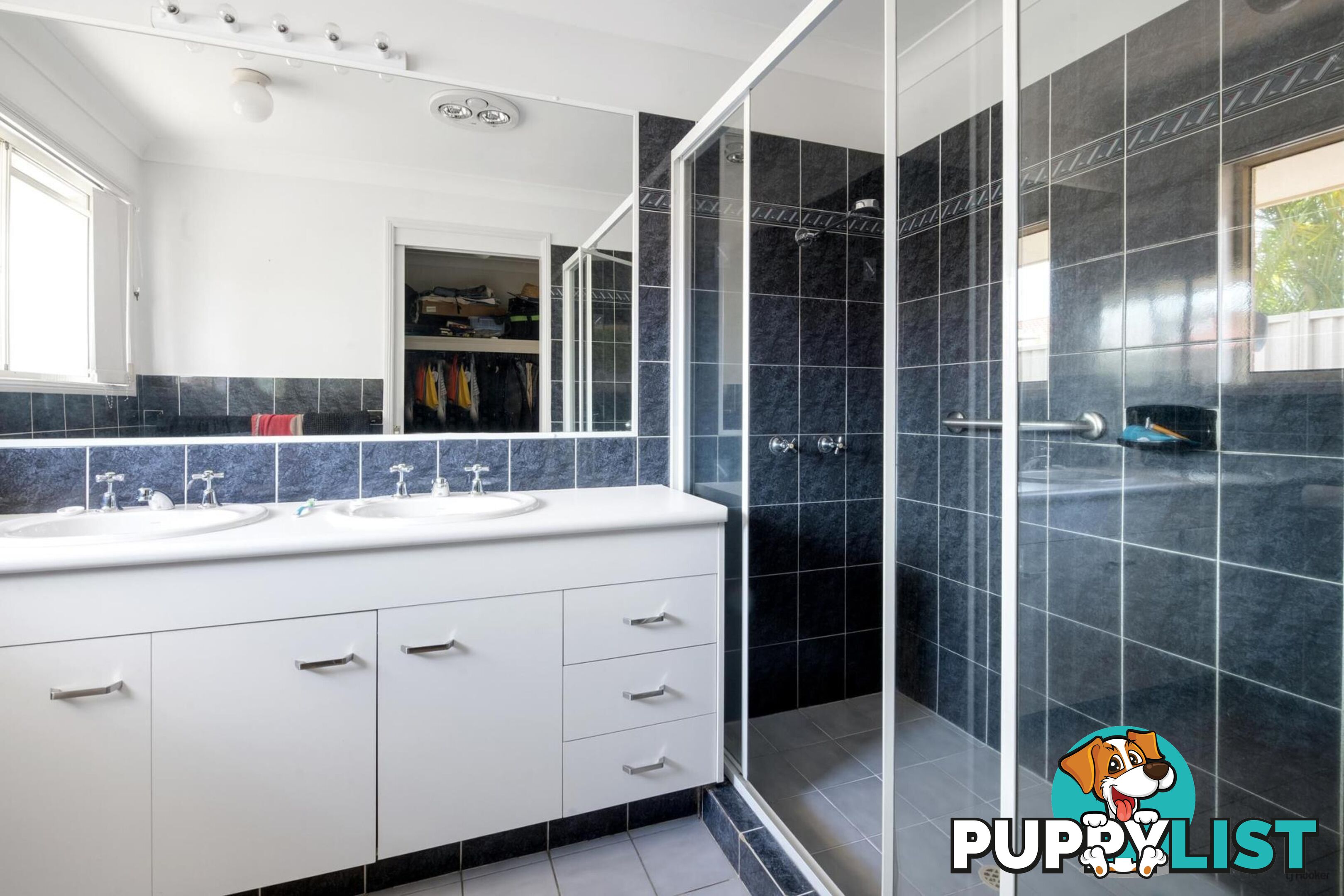 8 Chippendale Crescent CURRUMBIN WATERS QLD 4223