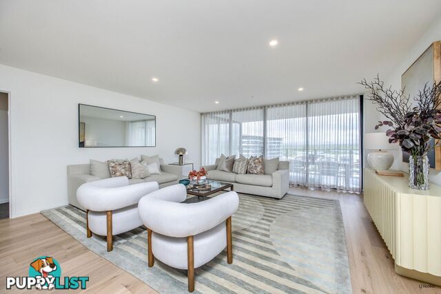 10-12 Sickle Avenue HOPE ISLAND QLD 4212