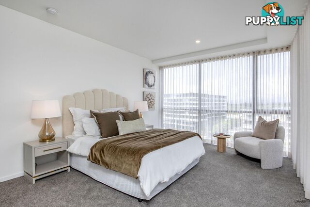 10-12 Sickle Avenue HOPE ISLAND QLD 4212
