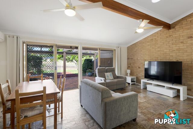 4/18 Bienvenue Drive CURRUMBIN WATERS QLD 4223