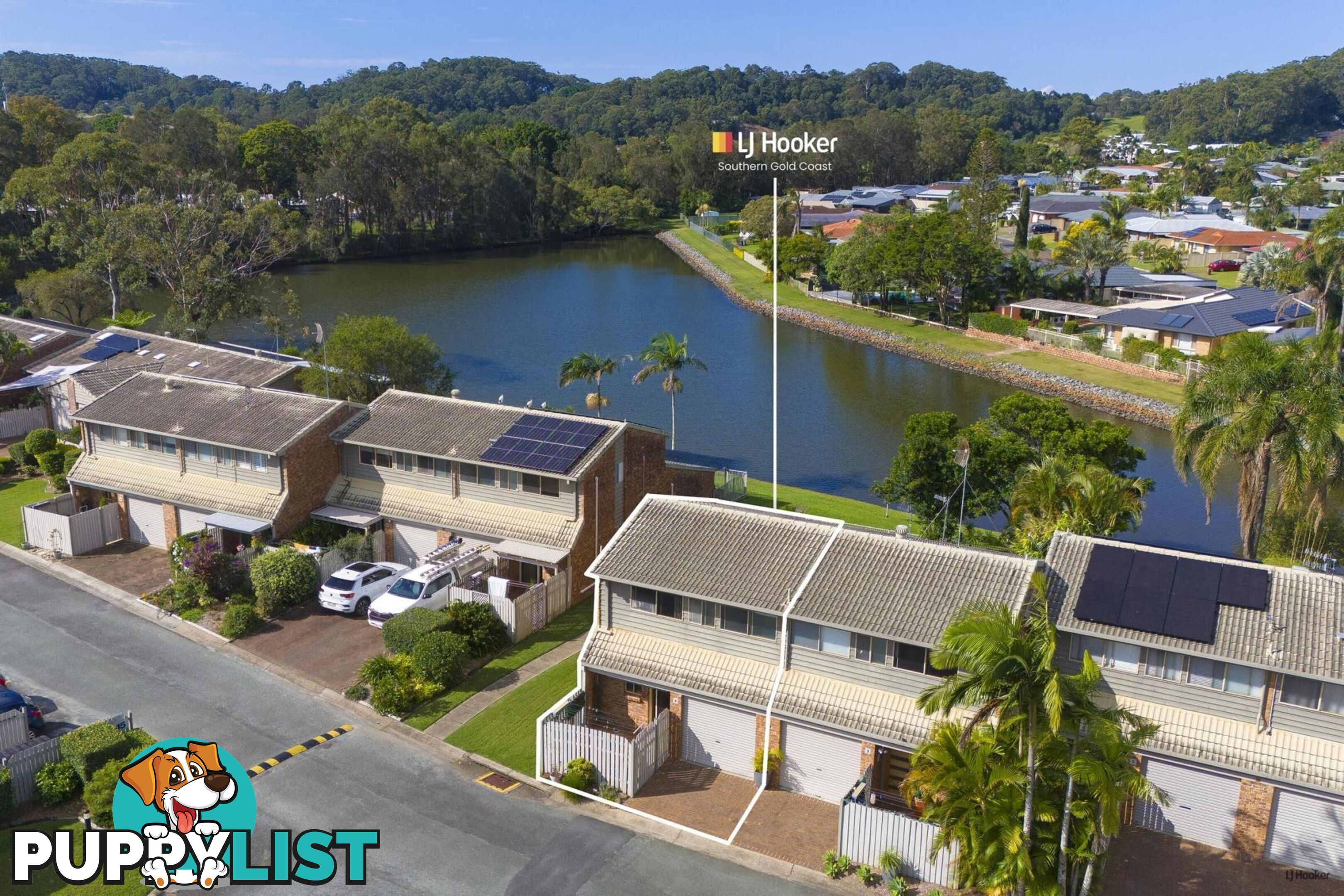 4/18 Bienvenue Drive CURRUMBIN WATERS QLD 4223