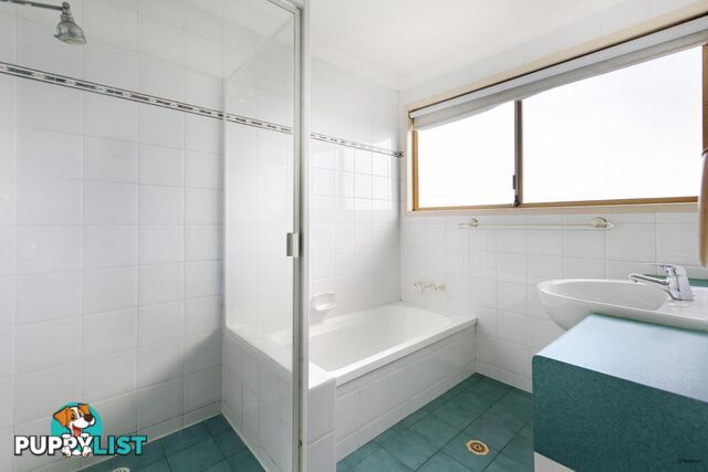 4/18 Bienvenue Drive CURRUMBIN WATERS QLD 4223