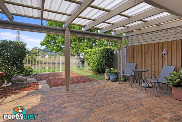 4/18 Bienvenue Drive CURRUMBIN WATERS QLD 4223