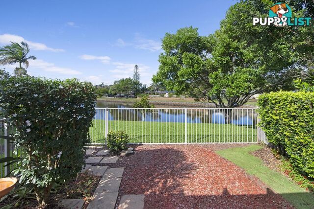 4/18 Bienvenue Drive CURRUMBIN WATERS QLD 4223