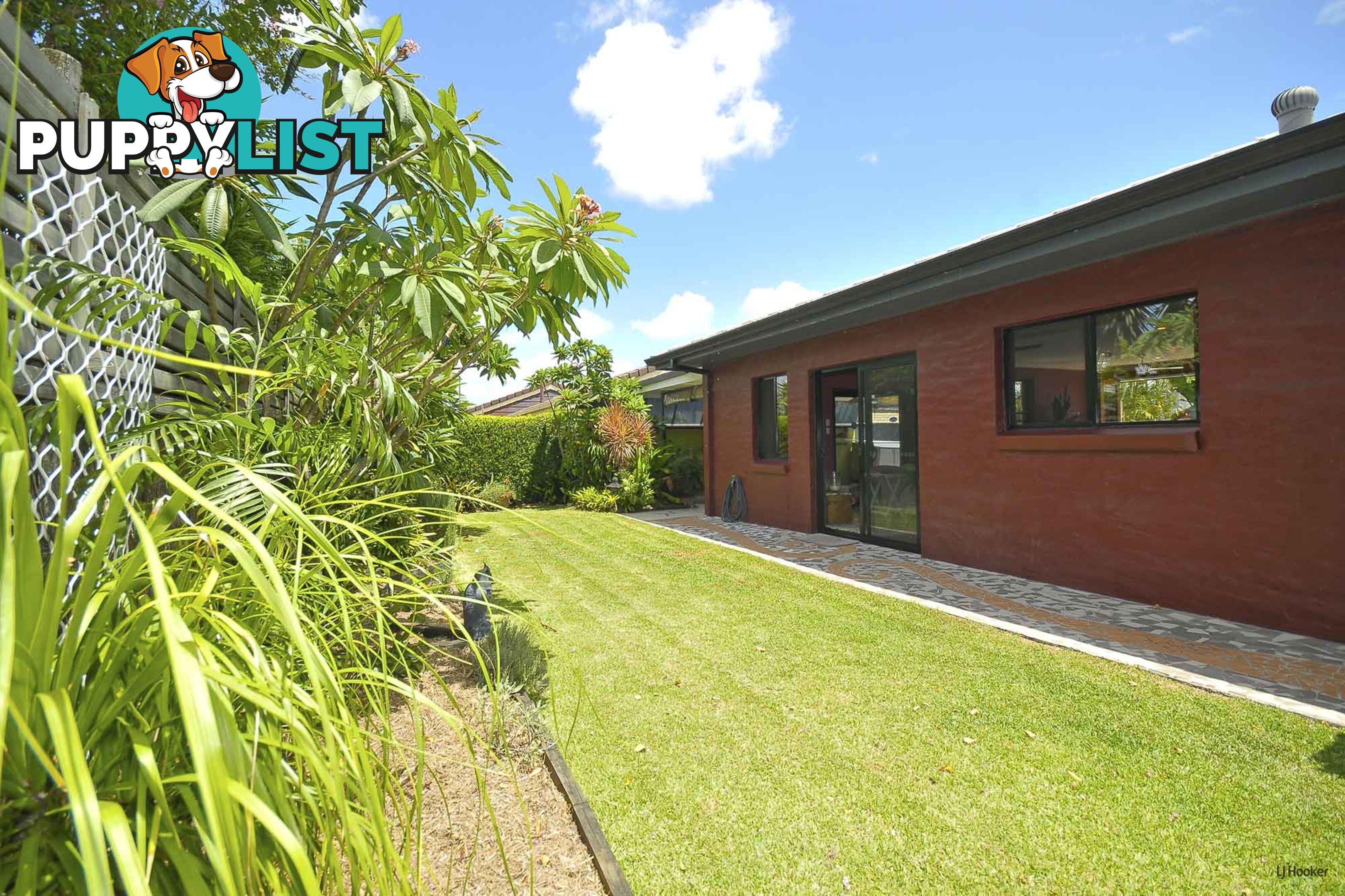 12 Barklya Place PALM BEACH QLD 4221