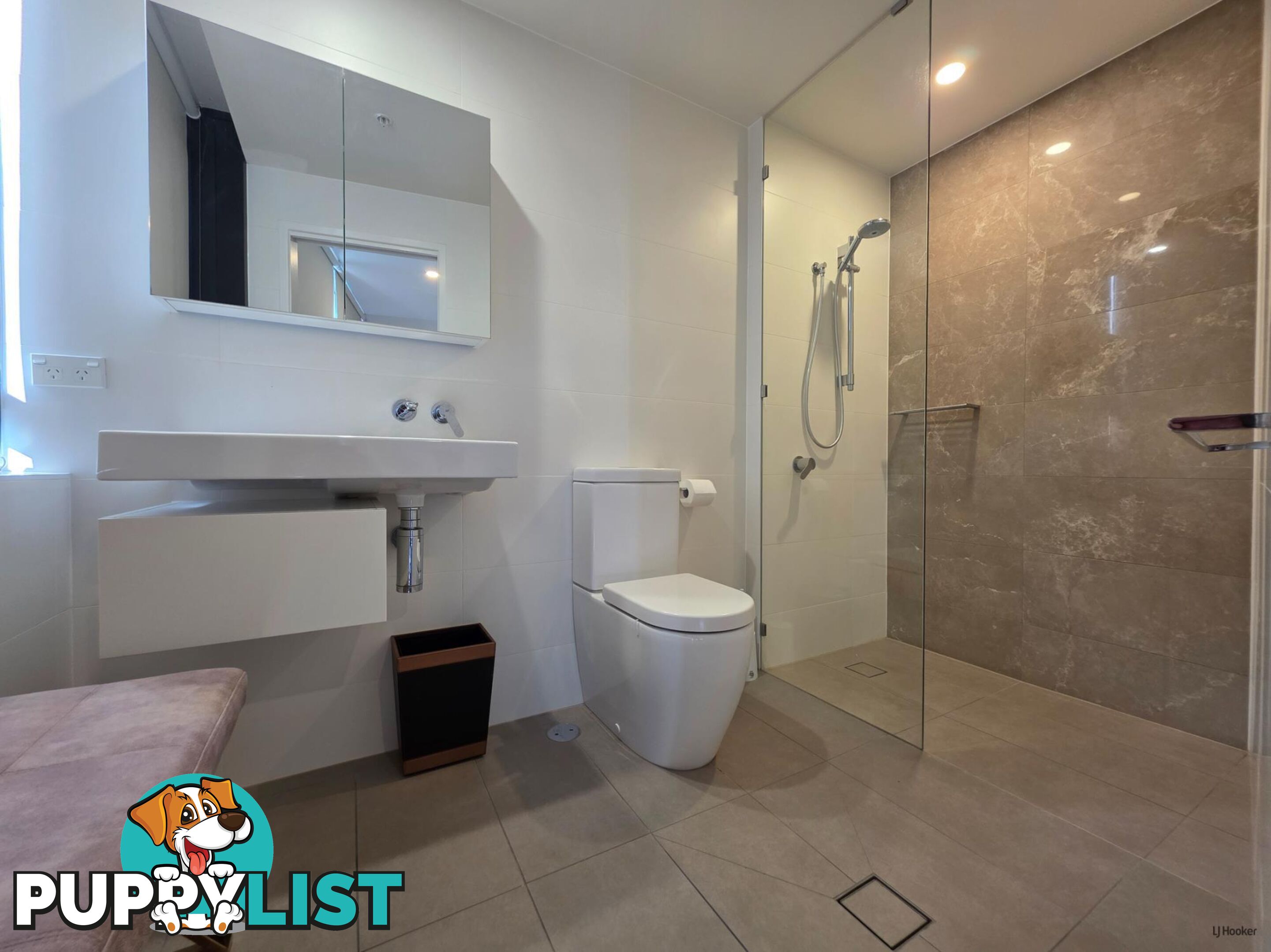 303/9 Norfolk Avenue SURFERS PARADISE QLD 4217
