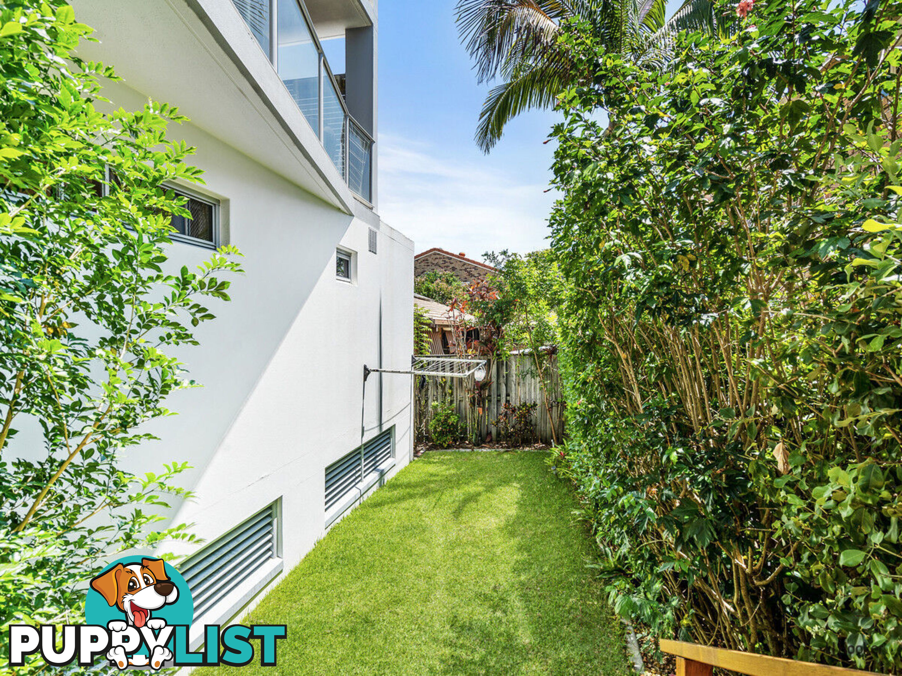 1/61 Tallebudgera Drive PALM BEACH QLD 4221