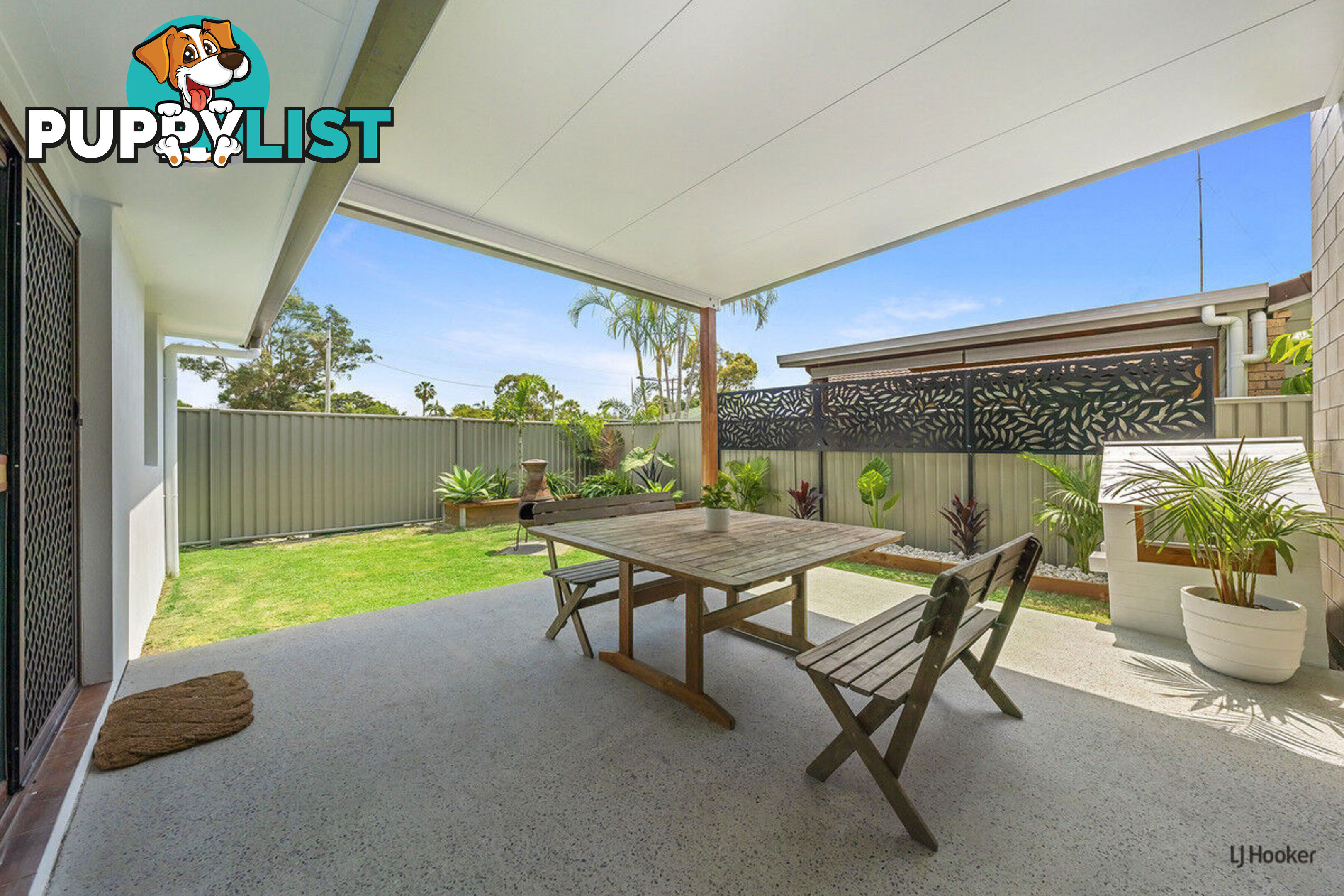 2/21 Walker Avenue PALM BEACH QLD 4221