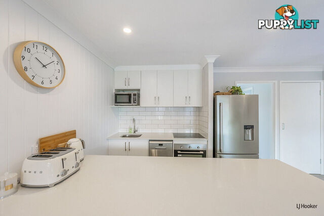 2/21 Walker Avenue PALM BEACH QLD 4221