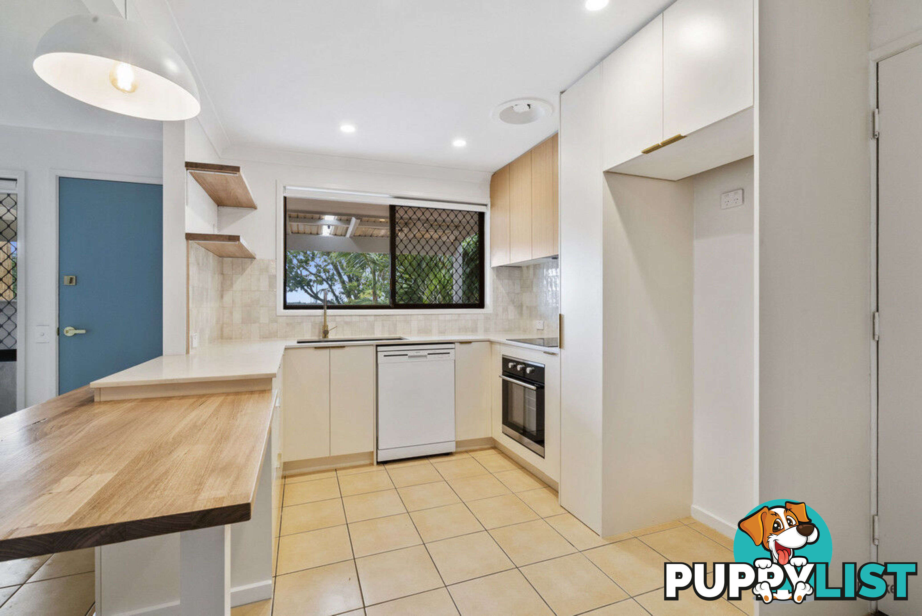 1/68A West Burleigh Road BURLEIGH HEADS QLD 4220