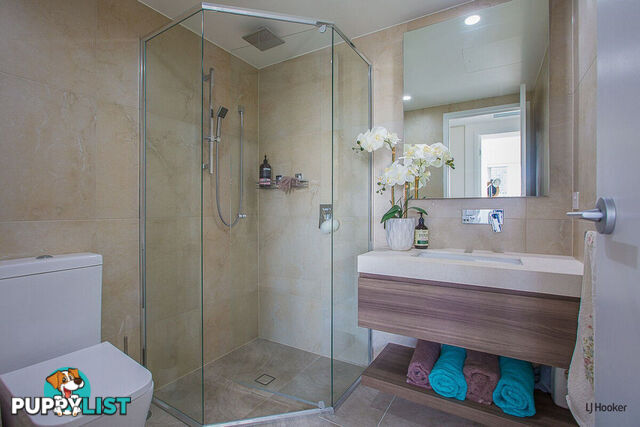 805/30 Brighton Parade SOUTHPORT QLD 4215