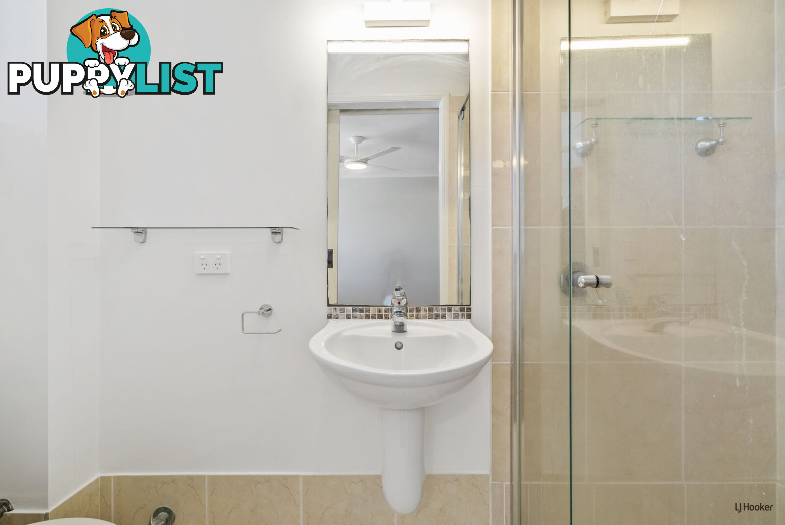8/11 Fourteenth Avenue PALM BEACH QLD 4221