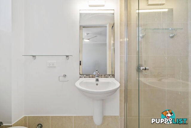 8/11 Fourteenth Avenue PALM BEACH QLD 4221