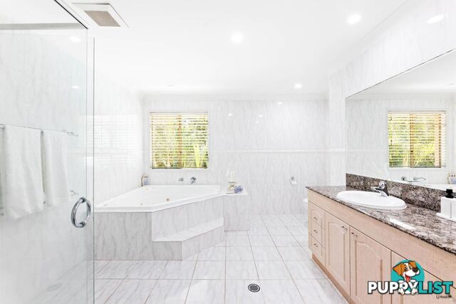 2 Fairy Wren Court BONOGIN QLD 4213