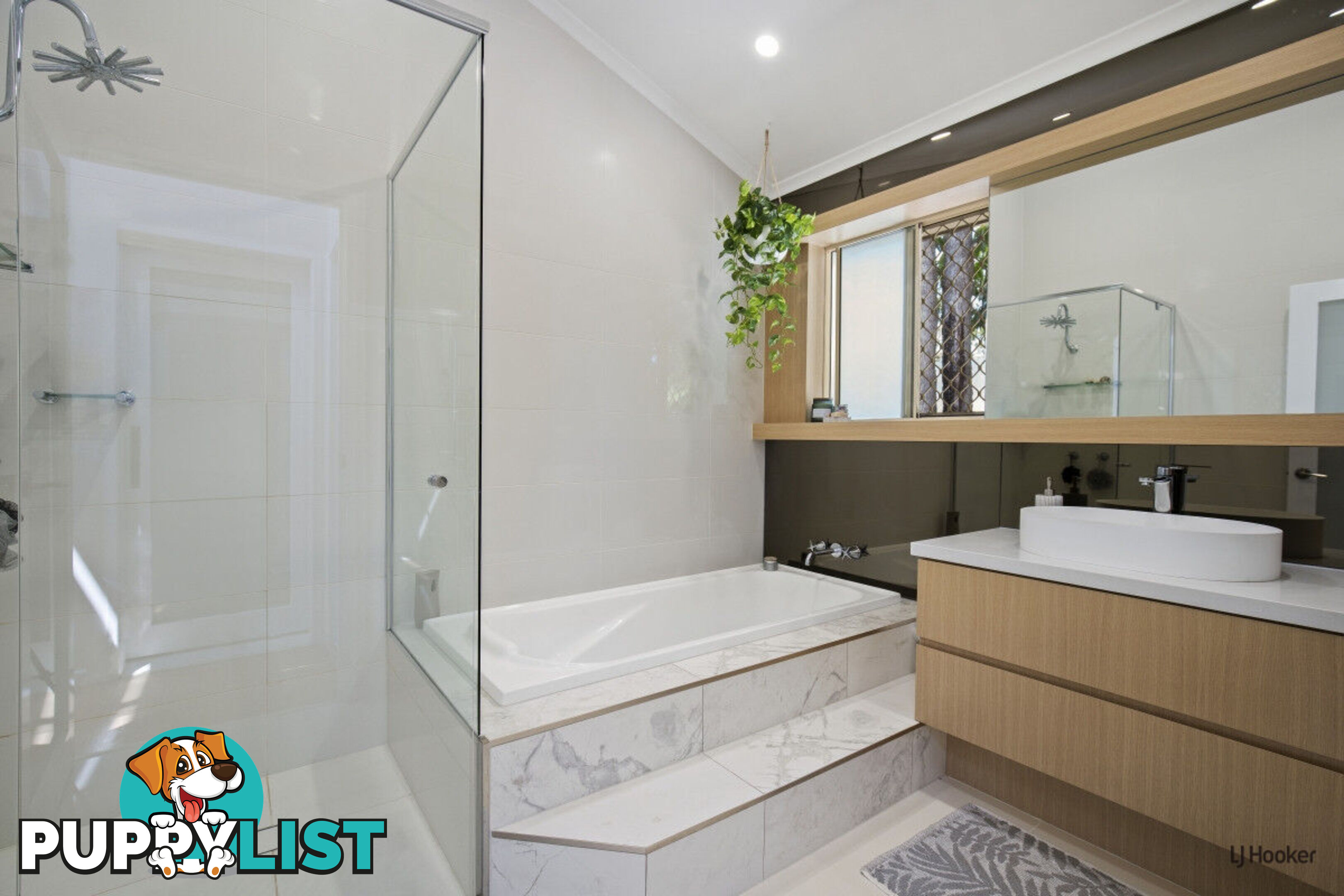 2/28 Foothill Street ELANORA QLD 4221