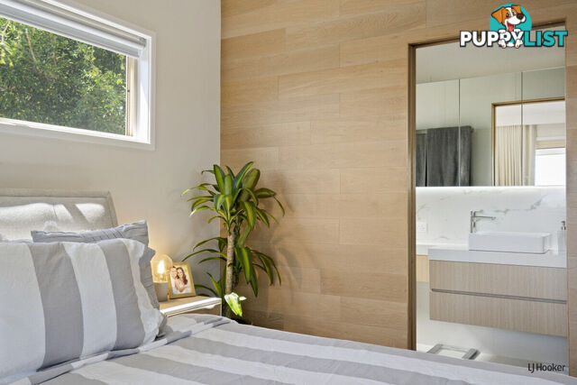 2/28 Foothill Street ELANORA QLD 4221