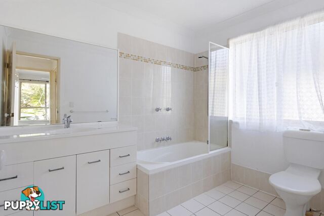 1/21 Mollys Place CURRUMBIN WATERS QLD 4223