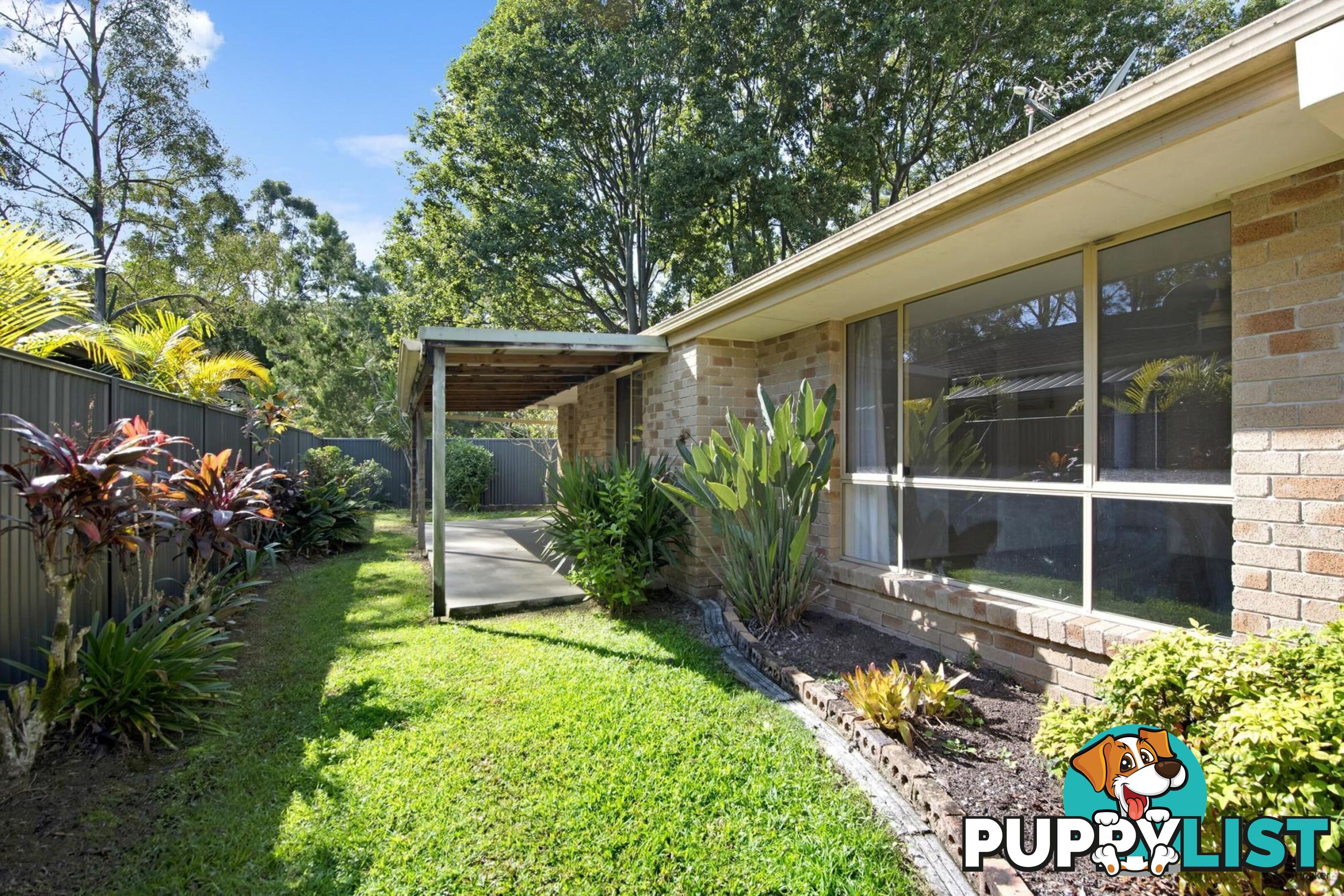 1/21 Mollys Place CURRUMBIN WATERS QLD 4223