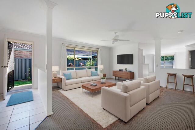 1/21 Mollys Place CURRUMBIN WATERS QLD 4223