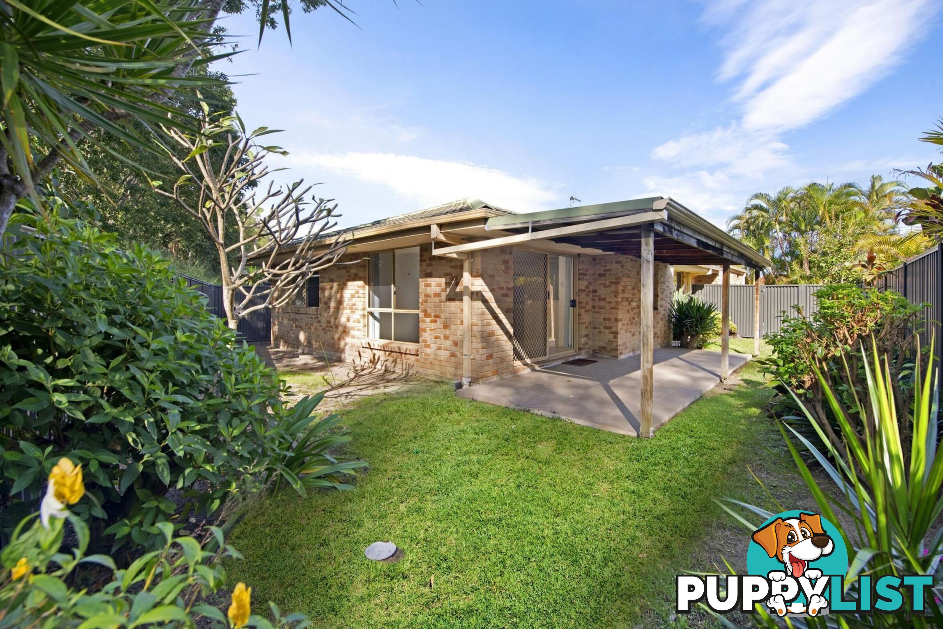 1/21 Mollys Place CURRUMBIN WATERS QLD 4223