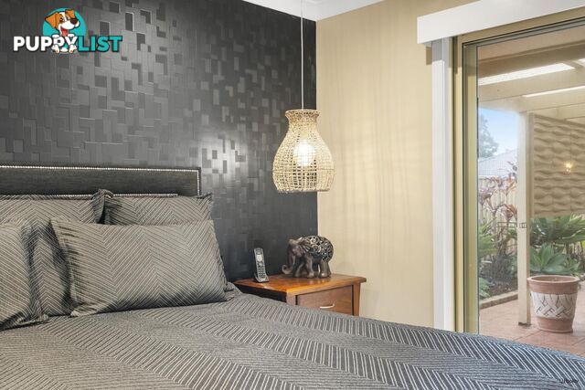 21 Ottelia Drive ELANORA QLD 4221
