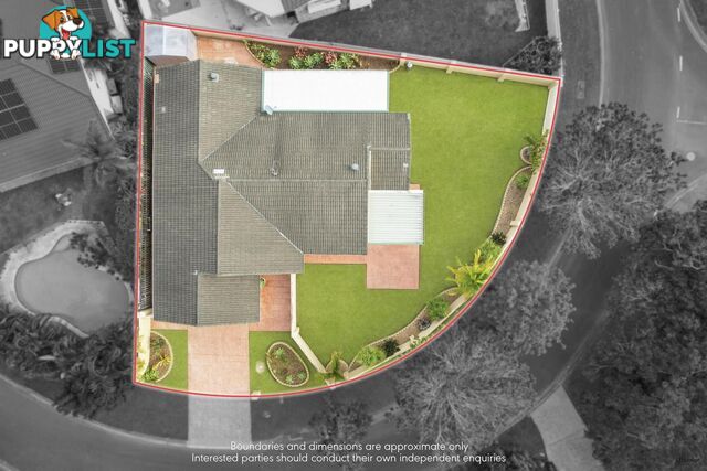 21 Ottelia Drive ELANORA QLD 4221
