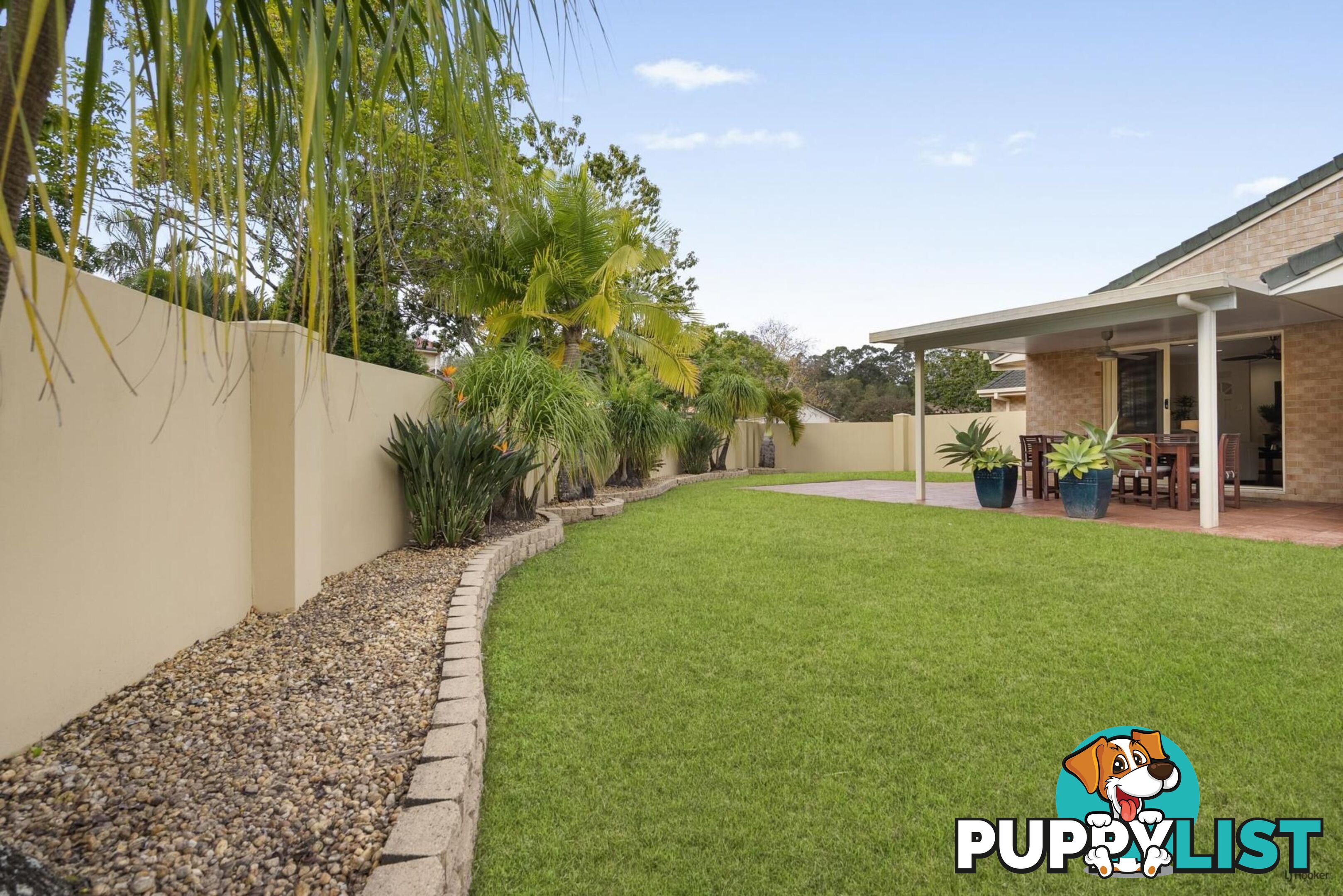 21 Ottelia Drive ELANORA QLD 4221