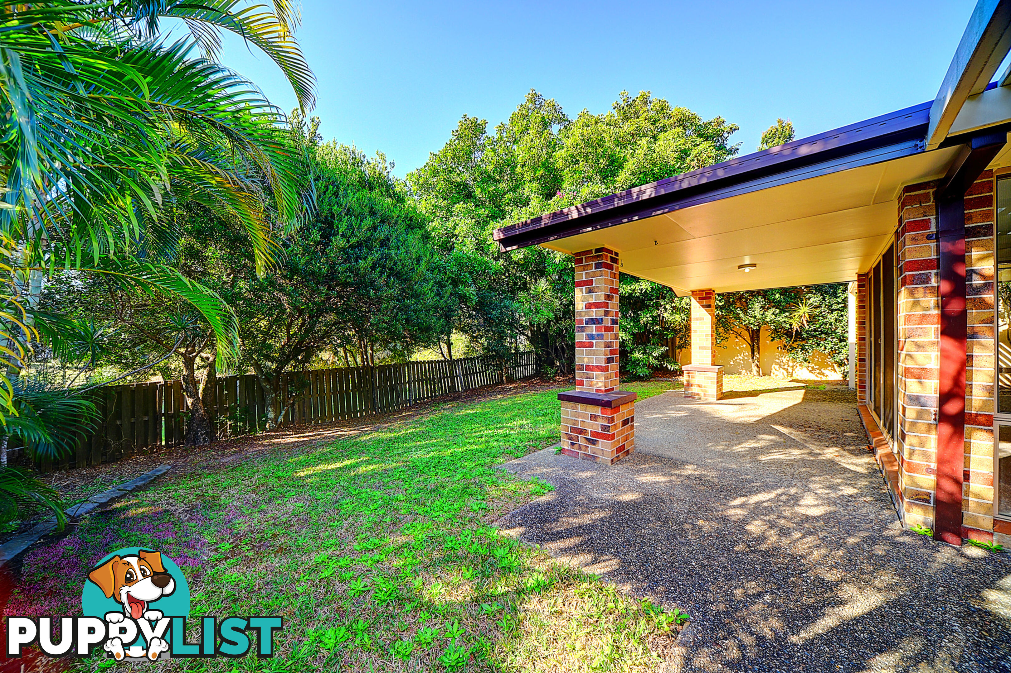 18 Hydrilla Court ELANORA QLD 4221