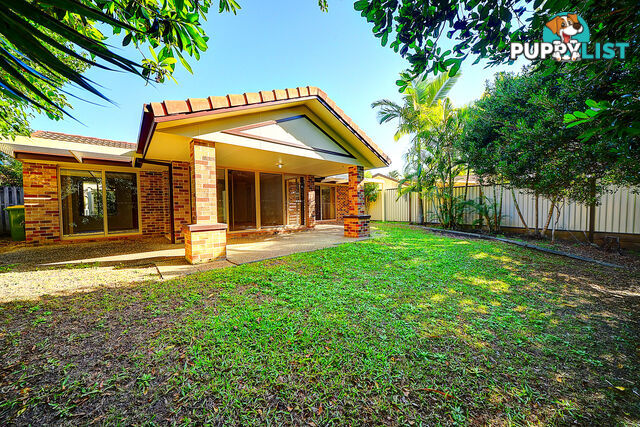 18 Hydrilla Court ELANORA QLD 4221