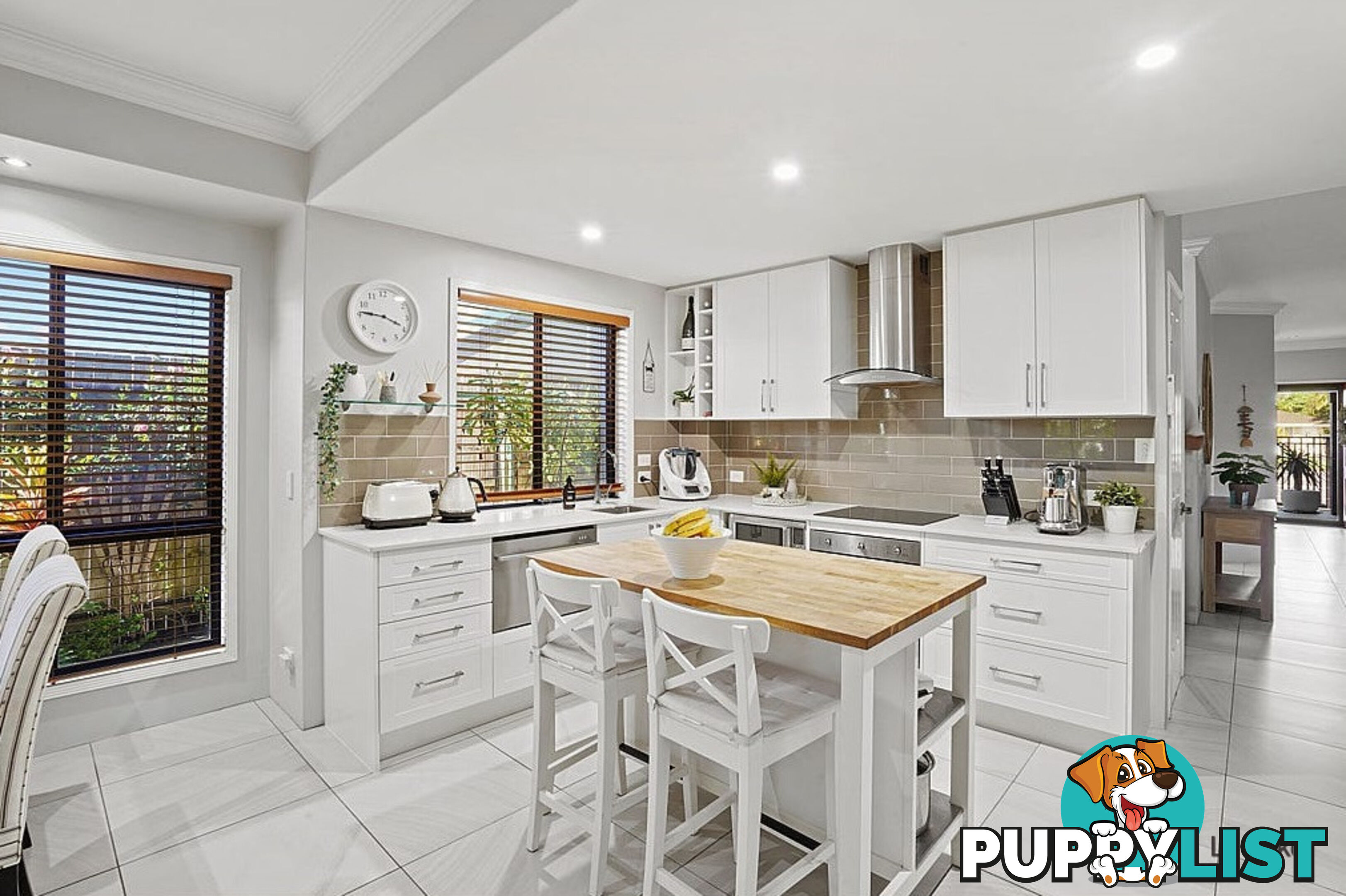 2/2264 Gold Coast Highway MERMAID BEACH QLD 4218
