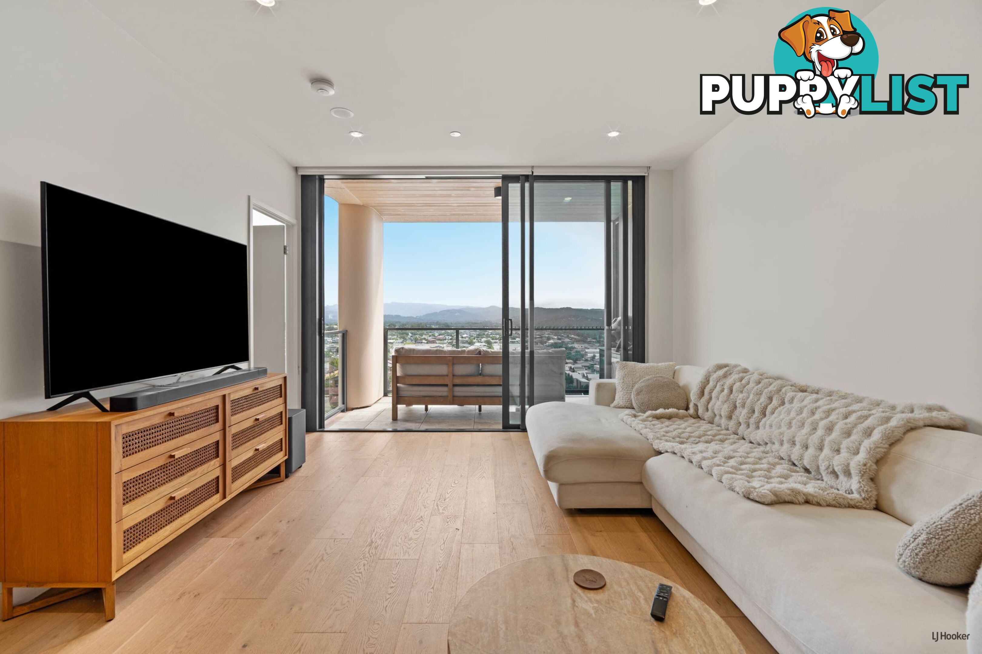 1205/4 Seventeenth Avenue PALM BEACH QLD 4221