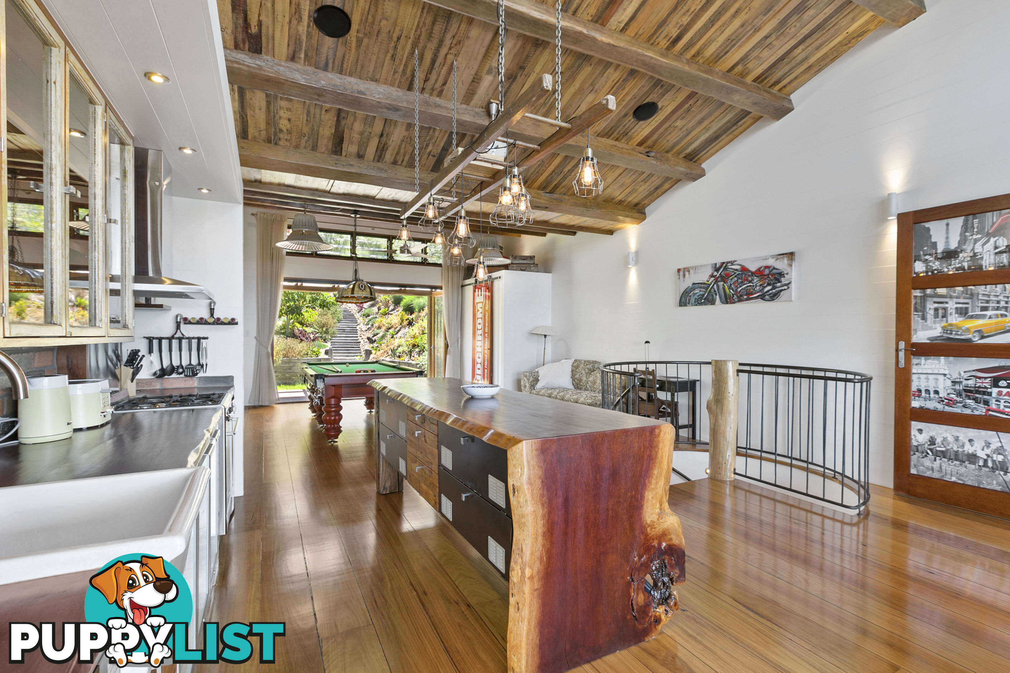 563 Royal Esplanade Manly QLD 4179