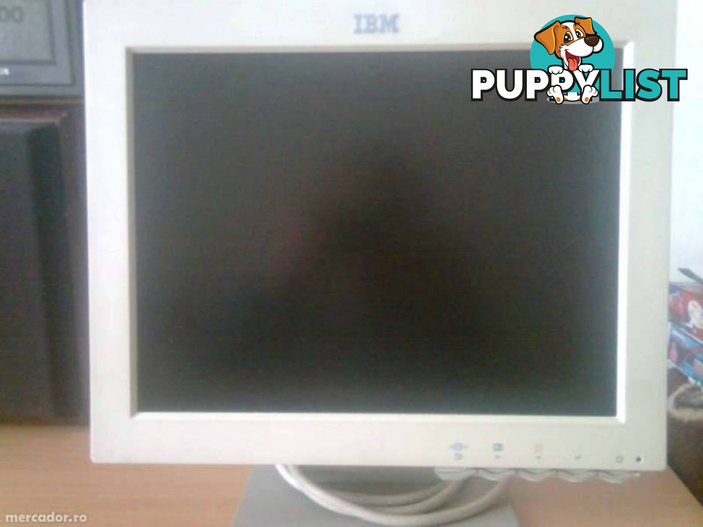 Monitor LCD Model IBM 9512-HWO PERFECT WORKING CONDITION 15 INC