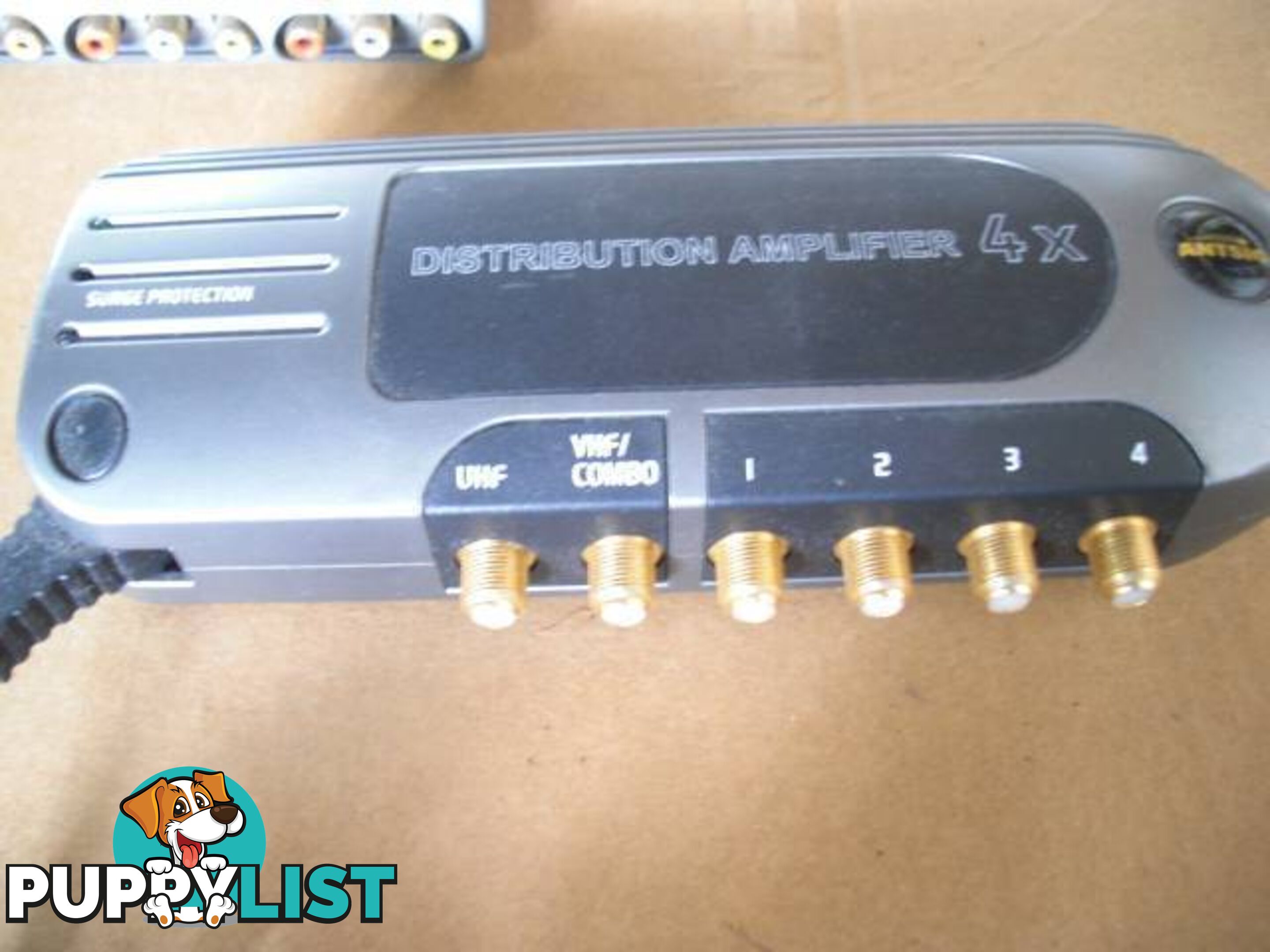 Antsig AP854 4 Way Distribution Amplifier with surge protection