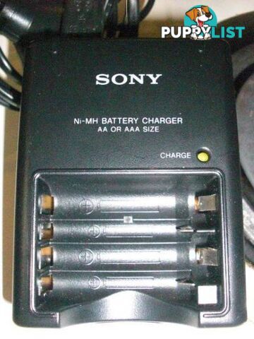 Original SONY Cyber-shot BC-CS2A BC-CS2B CHARGERPICKUP OR POSTAGE