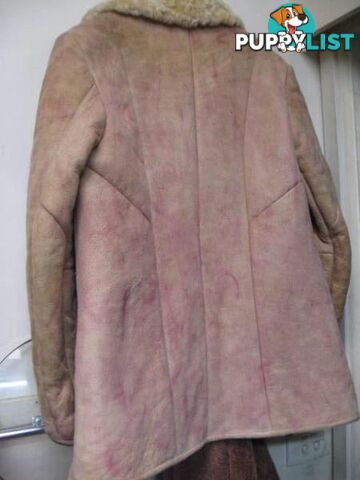 LAMBSKIN COAT THICK HEAVY OUTER PINK TINT NATURAL INNER