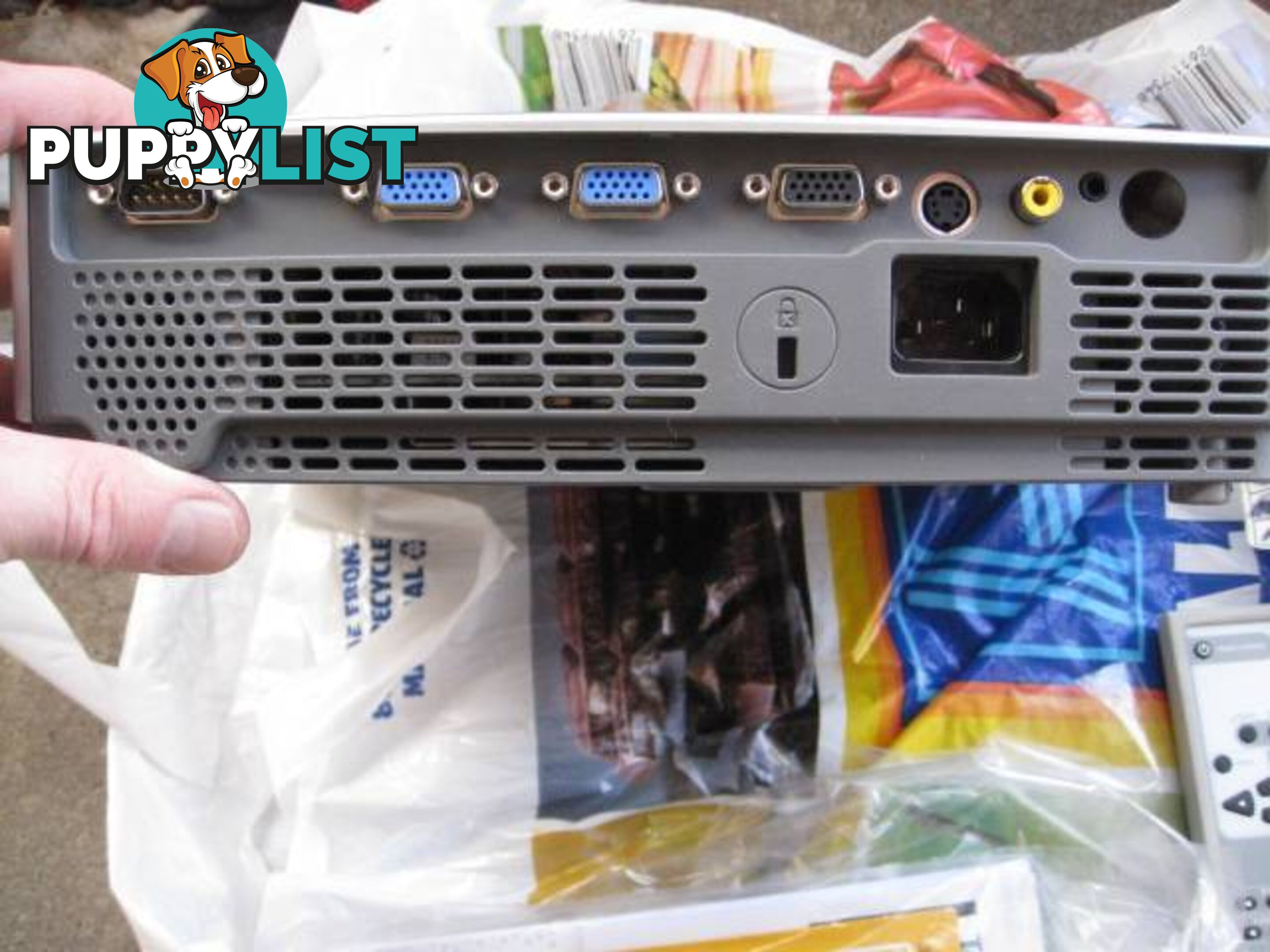 Taxan KG-PV131X DLP Projector pickup 3168 call ******5372